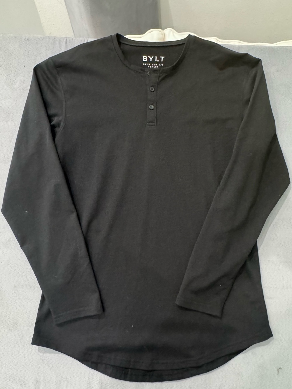 BYLT Blend Drop Cut Long Sleeve Henley Black Solid Button Men's Size Small
